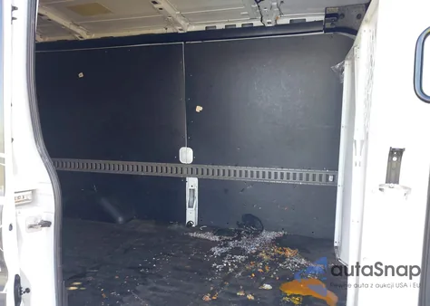 2019 Ford Transit-150 z USA, uszkodzony, nr VIN 1FTYE2CMXKKB32625